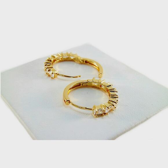 Sparkling Crystals One inch height High Quality 18K Gold Filled Hoop Earrings - Picture 3 of 6